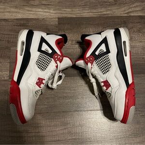 Jordan 4 Fire Red